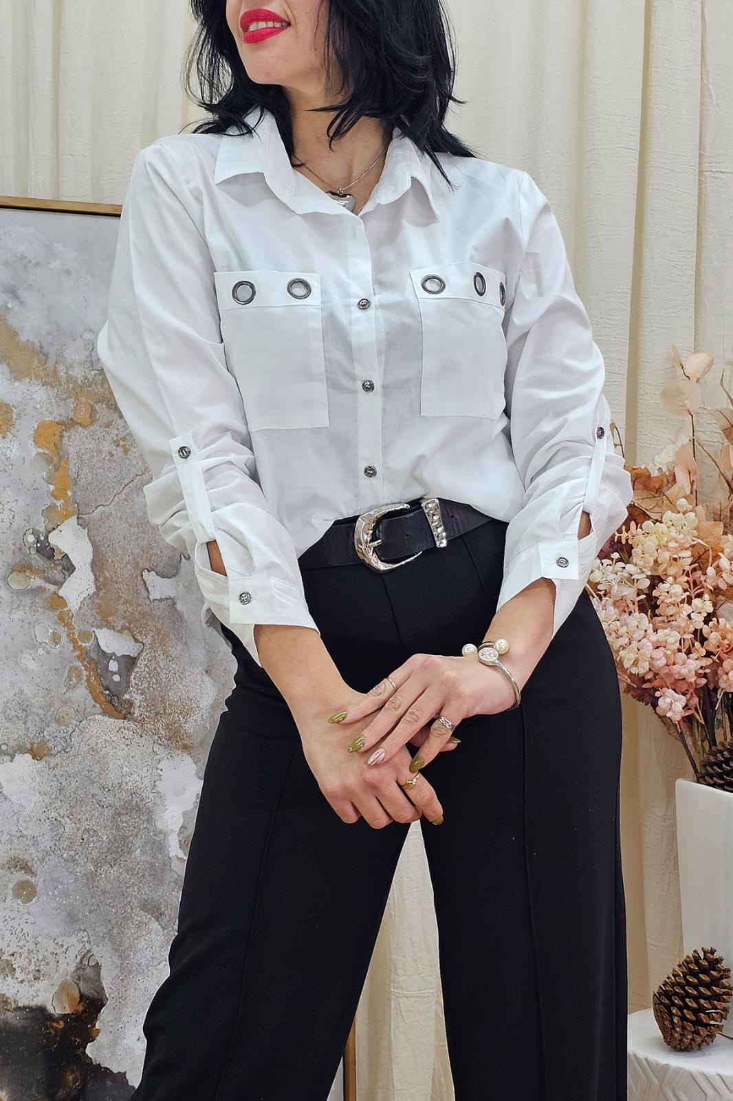 Camisa de poplin liso manga larga con árandelas almería