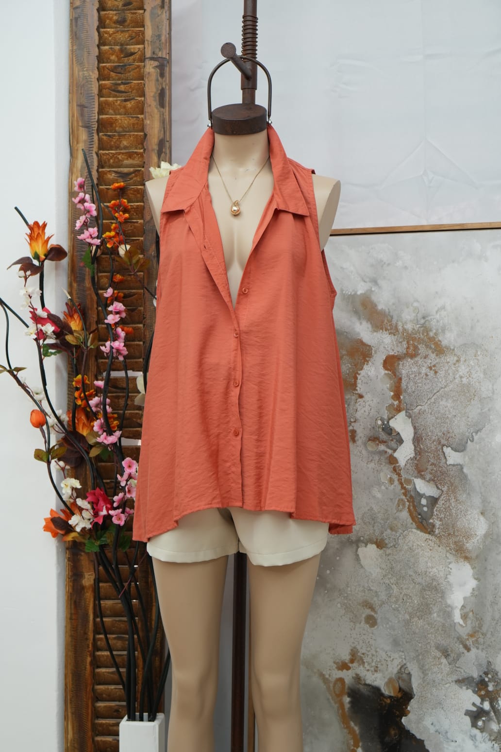 Camisa musculosa Emilia lisa Ximena