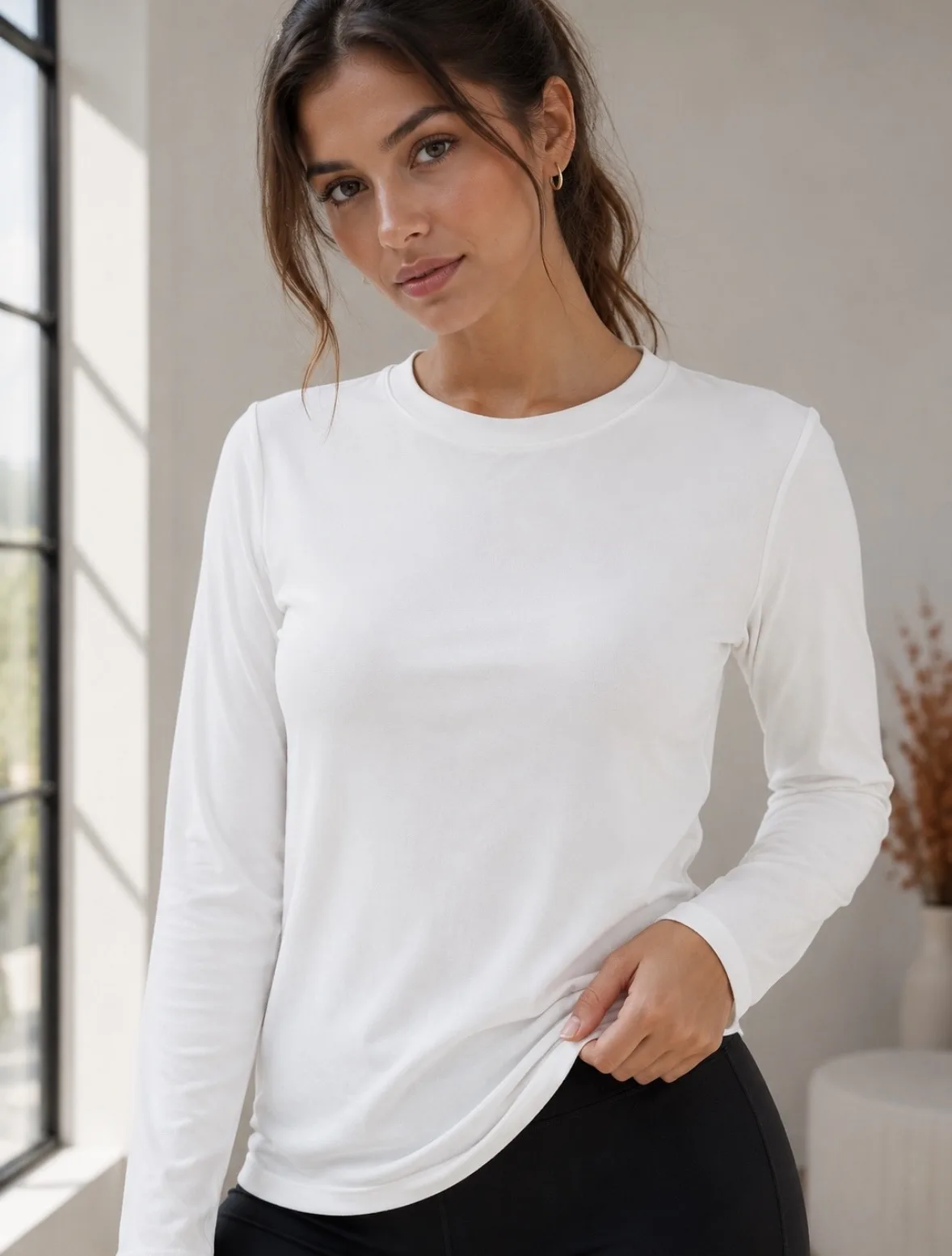 Alternative view of Remera modal soft cuello redondo clásico alfonsina