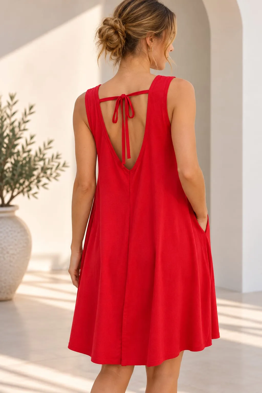 Alternative view of Vestido musculosa de crepe liso con lazo atrás NAHOMY